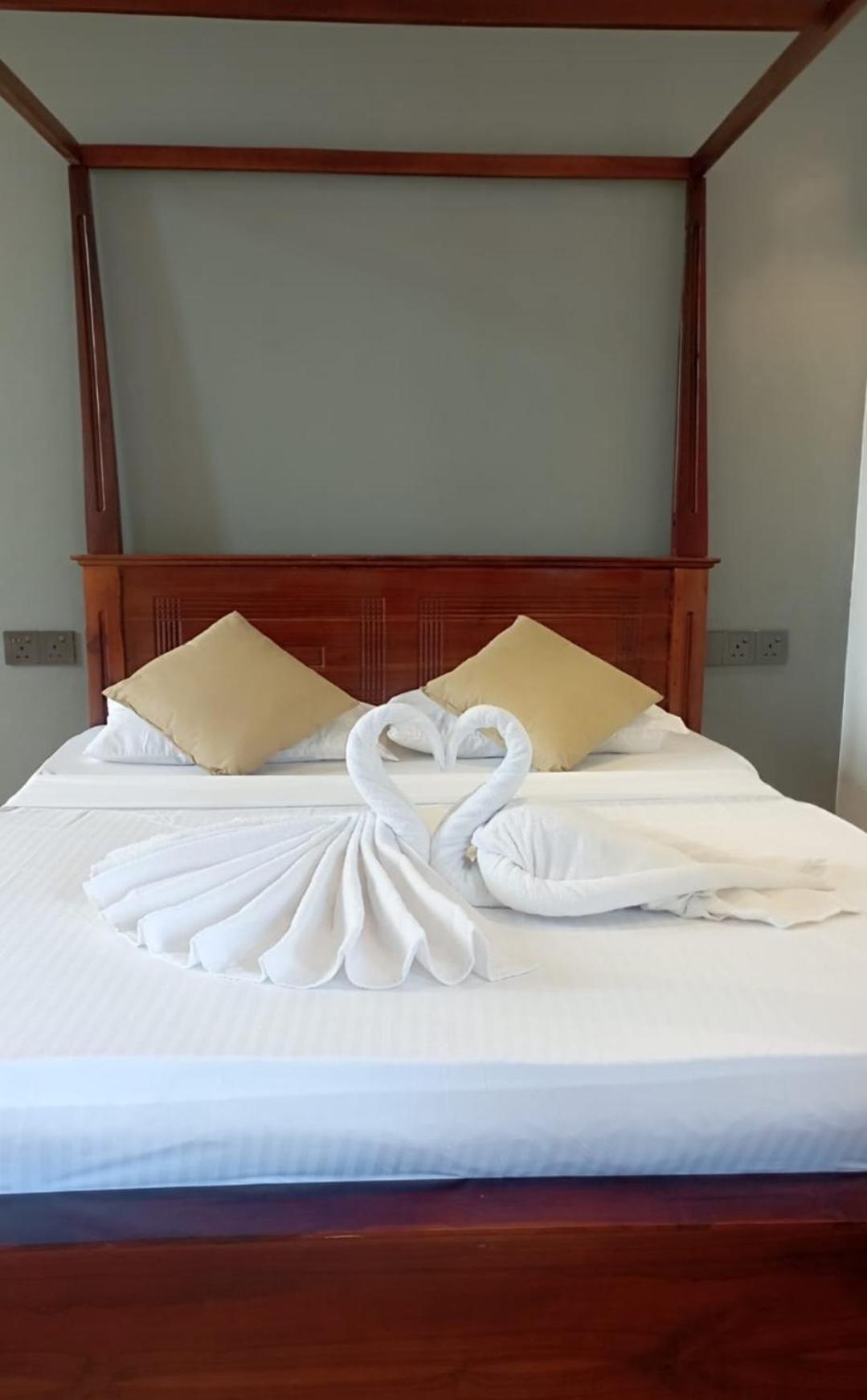 Cactus Surf Hotel Ахангама Екстериор снимка
